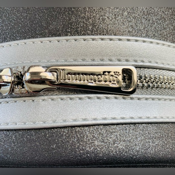 SALE - Loungefly Disney Parks Star Wars Grogu Mandalorian Glow In Dark Backpack - Picture 12 of 14